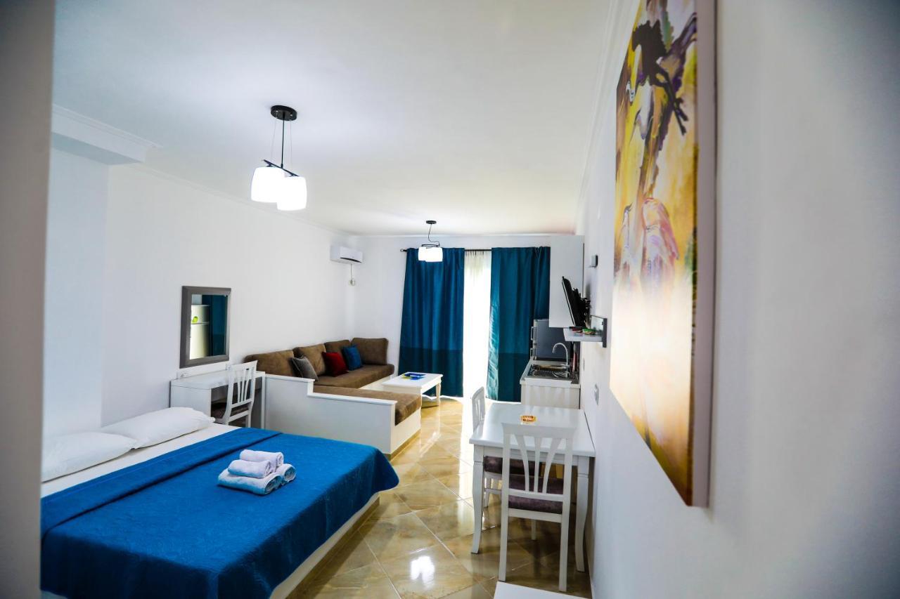 Vila Enxhi Εξαμίλιο Εξωτερικό φωτογραφία