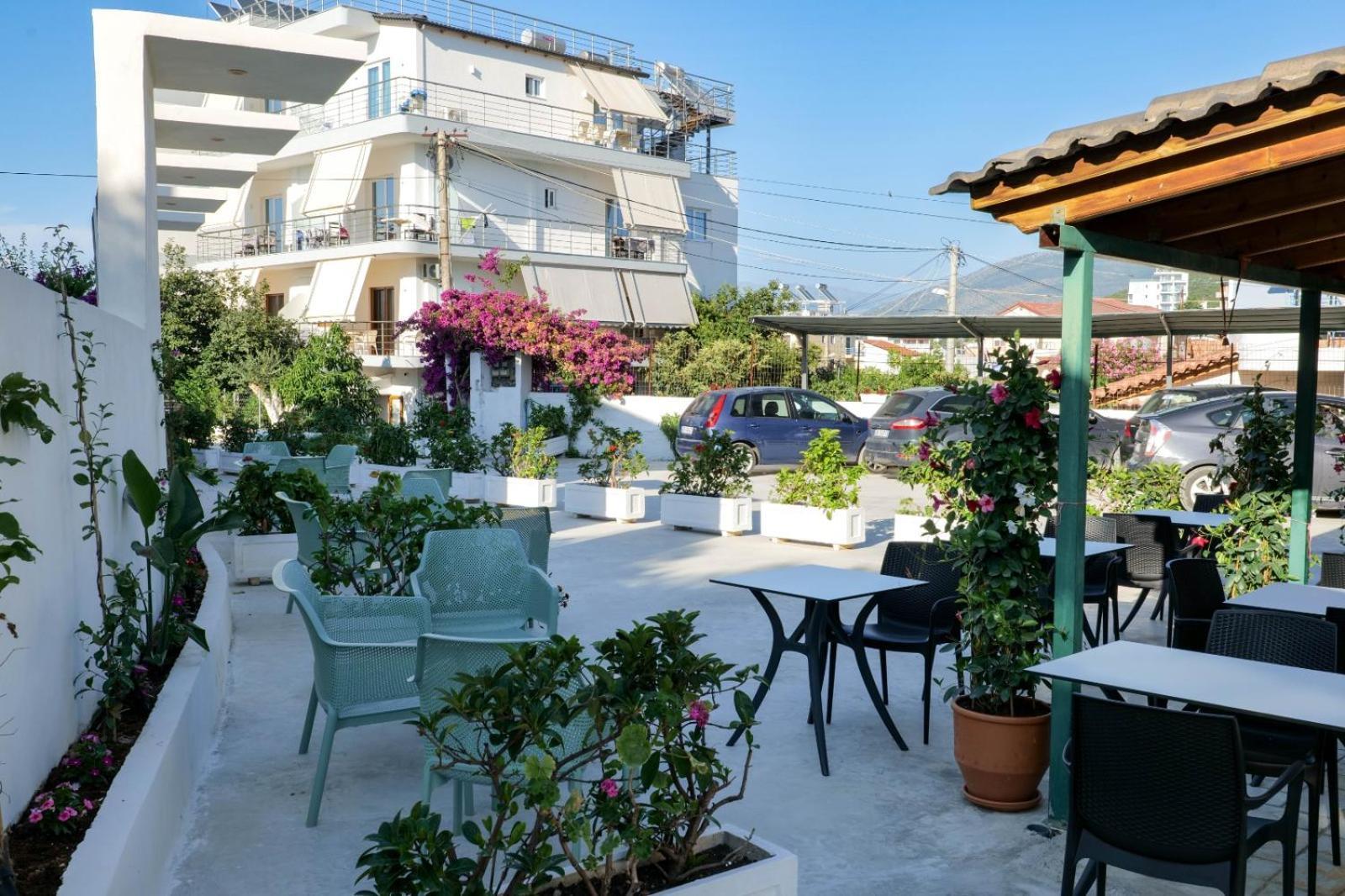 Vila Enxhi Εξαμίλιο Εξωτερικό φωτογραφία