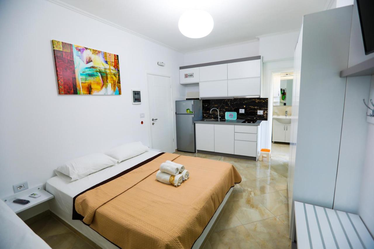 Vila Enxhi Εξαμίλιο Εξωτερικό φωτογραφία