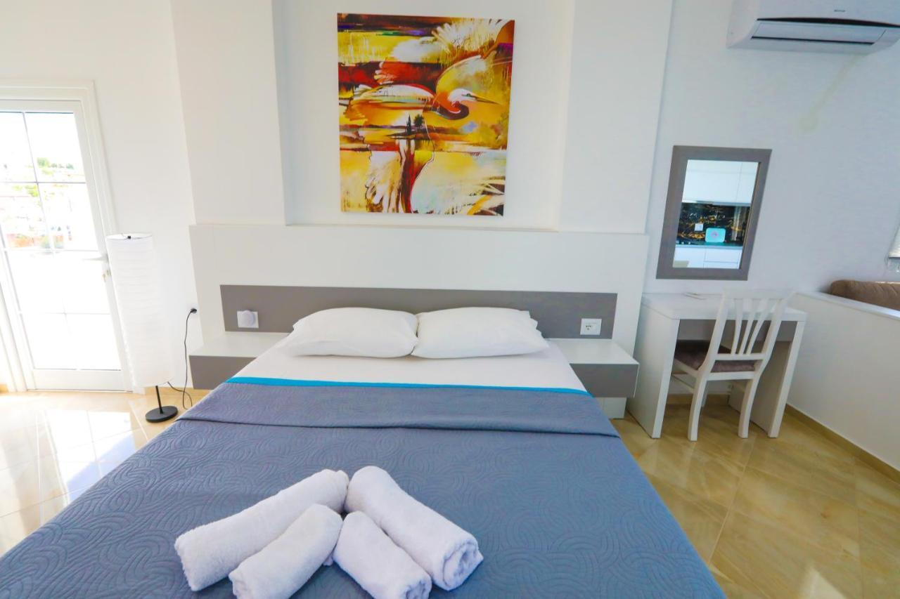 Vila Enxhi Εξαμίλιο Εξωτερικό φωτογραφία